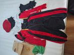2 pietenpakken. Velours. Over compleet, Diversen, Sinterklaas, Ophalen of Verzenden