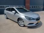 Opel Astra Sports Tourer 1.6 CDTI Business+Airco/Navigatie 3, Voorwielaandrijving, Stof, Gebruikt, 4 cilinders