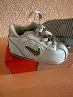 Leuke Nike schoentjes maat 18,5, Kinderen en Baby's, Schoentjes, Gebruikt, Ophalen of Verzenden, Jongetje