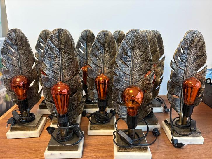 Art Deco tafellamp brons met marmeren voet - Leaf (11stuks), Huis en Inrichting, Lampen | Tafellampen, Zo goed als nieuw, Minder dan 50 cm