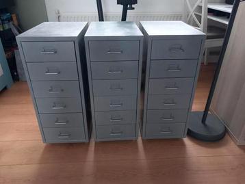 3x ikea Helmer ladekast / ladeblok 28x41x69 (met wieltjes) beschikbaar voor biedingen