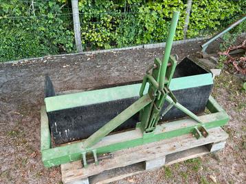 Te koop: Mooie grondbak – 1.20 m beschikbaar voor biedingen