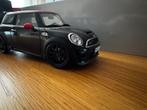 Mini cooper S john Works, Hobby en Vrije tijd, Modelauto's | 1:18, Ophalen of Verzenden, Zo goed als nieuw