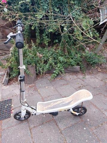Spacescooter beschikbaar voor biedingen