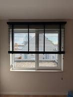 Zwarte houten jaloezieën Veneta, Huis en Inrichting, Stoffering | Gordijnen en Lamellen, Ophalen, Zo goed als nieuw, Zwart, 150 tot 200 cm