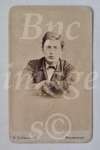 cdv jongeman armen gekruist zeeman? Nieuwediep 1860's, Verzenden, Voor 1940, Gebruikt, Foto