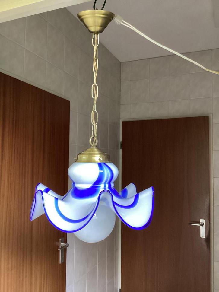 Design Murano Lamp.Bloem model Messing Armatuur.Italie.1970., Huis en Inrichting, Lampen | Hanglampen, Zo goed als nieuw, Minder dan 50 cm