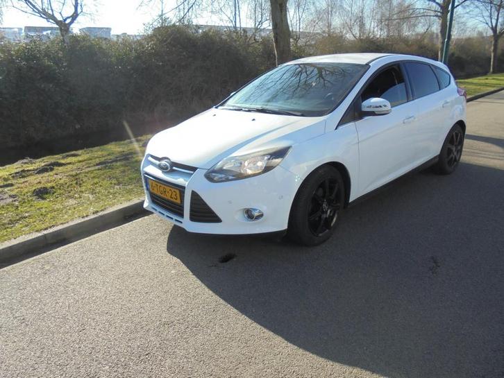 Ford Focus 1.0 EcoB. Edit. Plus (bj 2014), Auto's, Ford, Te koop, Focus, ABS, Adaptive Cruise Control, Airbags, Airconditioning