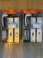 Partij Sloten - Wegens Stopzetting Werkzaamheden, Doe-het-zelf en Verbouw, Hang- en Sluitwerk, Ophalen, Nieuw, Overige materialen