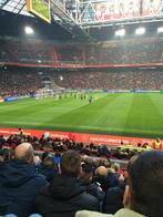 Ajax - Almere City 3 x business club field Seats 002 rij 4, Tickets en Kaartjes, Sport | Voetbal