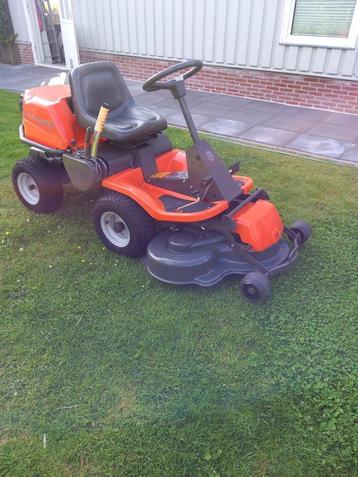Husqvarna Rider 15v2 Hydro, 2 Cyl Kawaski, Nw type 103 dek! beschikbaar voor biedingen