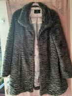 Groene Fake Fur Jas - Maat 44, Kleding | Dames, Jassen | Winter, Maat 42/44 (L), Ophalen of Verzenden, Zo goed als nieuw, Groen
