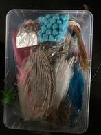 Mooie veren in allerlei verschillende kleuren en kralen, Hobby en Vrije tijd, Knutselen, Ophalen of Verzenden, Nieuw