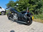 Suzuki Intruder VS1400, Motoren, 2 cilinders, Handvatverwarming, 1400 cc, Particulier