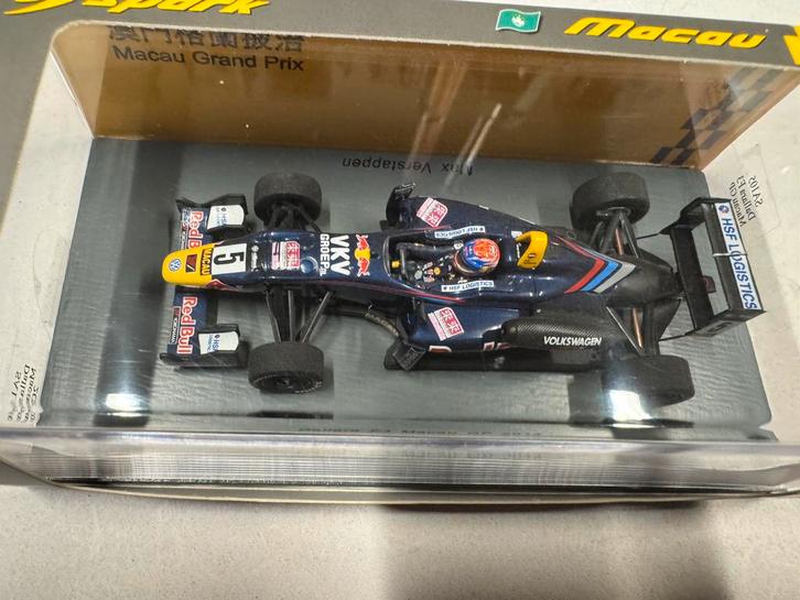 Max Verstappen F3 Dallara 1:43 Macau 2014, Hobby en Vrije tijd, Modelauto's | 1:43, Zo goed als nieuw, Auto, MiniChamps, Ophalen of Verzenden