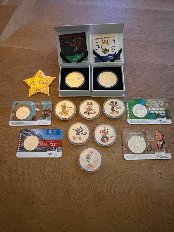 Zilveren en verzilverde munten en penningen, Postzegels en Munten, Penningen en Medailles, Zilver, Verzenden