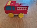 Houten blokken brandweerauto, Kinderen en Baby's, Speelgoed | Houten speelgoed, Ophalen of Verzenden, Gebruikt, Rij- of Hobbelspeelgoed