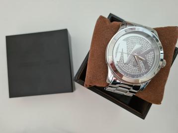 Originele Michael Kors horloges, goud en zilver beschikbaar voor biedingen