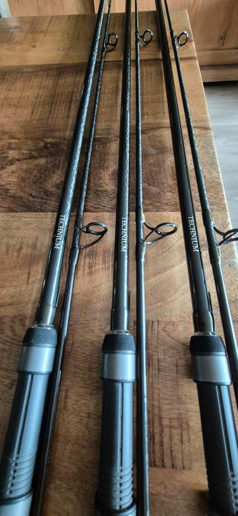 3x Shimano Technium hengel aangeboden, Watersport en Boten, Hengelsport | Karpervissen, Zo goed als nieuw, Werphengel, Ophalen