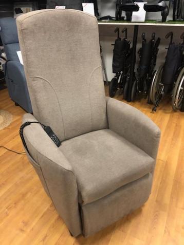 Sta op stoel Relaxfauteuil Doge Bellino, 3 motoren beschikbaar voor biedingen