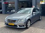 Mercedes-Benz E-klasse 200 CGI Avantgarde Amg|Leer|Xenon|Pan, Auto's, Euro 5, Achterwielaandrijving, Gebruikt, 4 cilinders