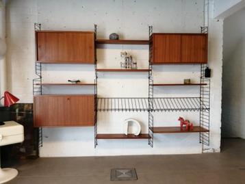 Vintage Nisse String wandmeubel, retro jaren 60 kast beschikbaar voor biedingen