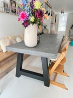 Eettafel beton cire en stalen a-poot 300 cm, Ophalen, 100 tot 150 cm, Vijf personen of meer, Rechthoekig