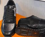 Louis Vuitton run away sneaker, Ophalen of Verzenden, Nieuw, Zwart, Sneakers of Gympen