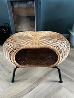 Rotan bijzettafel, voetenbankje,, poezenmand Gamlehult IKEA, Huis en Inrichting, Banken | Voetenbanken en Poefen, Ophalen, Gebruikt