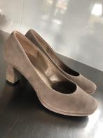 Gabor pumps 38,5, Beige, Ophalen of Verzenden, Zo goed als nieuw, Pumps