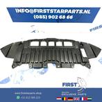 ONDERPLAAT VOORZIJDE / BUMPER BESCHERM PLAAT W213 S213 E63 E, Ophalen of Verzenden, Gebruikt, Mercedes-Benz
