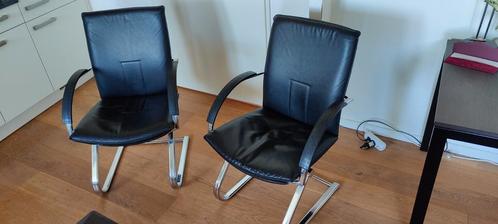 Zwarte leren stoelen 2 stuks, Huis en Inrichting, Stoelen, Gebruikt, Twee, Leer, Zwart, Ophalen
