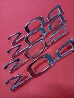 Peugeot 204 motorkap embleem oldtimer, Ophalen of Verzenden, Peugeot, Nb, Nb