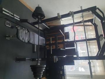 Barbarian / ATX power cage , home gym 120 kg bumperplates !! beschikbaar voor biedingen