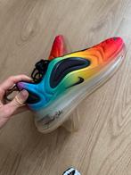 Nike Air Max 720 Be True Rainbow - Maat 39, Ophalen of Verzenden, Zo goed als nieuw, Overige kleuren, Sneakers of Gympen