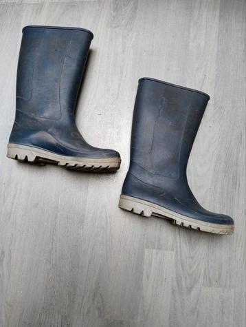 Regenlaarzen met 32-33 beschikbaar voor biedingen