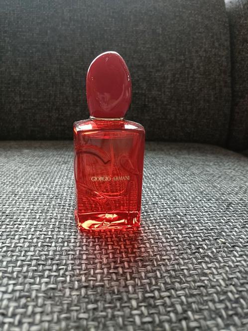 Giorgio Armani Si Passione red musk 50ml, Verzamelen, Parfumverzamelingen, Zo goed als nieuw, Miniatuur, Ophalen of Verzenden