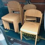 5 stuks stapelbare houten kinderstoelen., Kinderen en Baby's, Kinderstoelen, Ophalen, Gebruikt, Overige typen, Aanschuifbaar