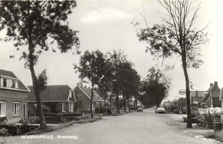 Moerkapelle, Bredeweg - auto Esso - ongelopen, Verzamelen, Ansichtkaarten | Nederland, Ongelopen, Noord-Brabant, 1920 tot 1940