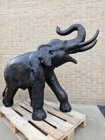 BRONZEN ZEER MOOIE OLIFANT BETAALBAAR!!! MOOIE DETAILS TOP! beschikbaar voor biedingen