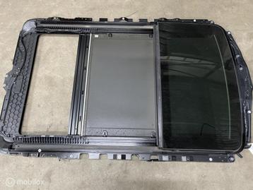 Panoramadak elektrisch BMW 5-serie Touring F11 54107237960 beschikbaar voor biedingen
