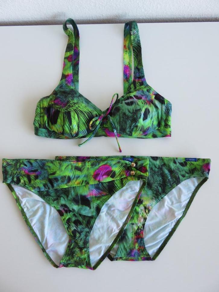 Cyell prothese bikini pauwenprint Peacock maat 38 40 en 38B, Kleding | Dames, Badmode en Zwemkleding, Zo goed als nieuw, Bikini