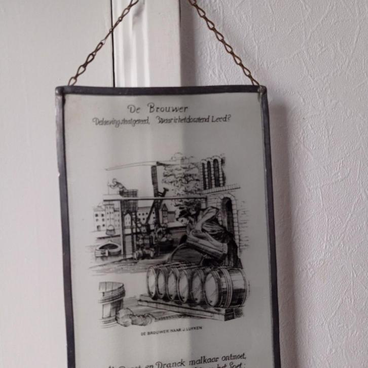 Vintage glas in lood raamhanger; De Brouwer naar J. Luyken., Doe-het-zelf en Verbouw, Glas en Ramen, Minder dan 80 cm, Minder dan 80 cm