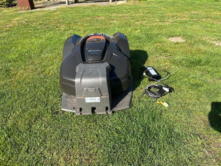 Husqvarna Automower 420 occasion, Tuin en Terras, Robotmaaiers, Gebruikt, 20 tot 25 cm, Bestuurbaar via app, Ophalen