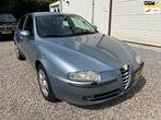 Alfa Romeo 147 1.6 T.Spark Edizione Esclusiva NEW-APK.AIRCO., Voorwielaandrijving, Gebruikt, Zwart, 4 cilinders