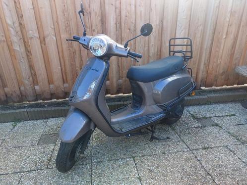2021 La souris sourini, Fietsen en Brommers, Snorfietsen en Snorscooters, Zo goed als nieuw, Overige merken, Benzine, Ophalen