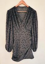 Maje Zwarte Feestjurk - Nieuw - Maat 38, Kleding | Dames, Jurken, Maat 38/40 (M), Zwart, Ophalen of Verzenden, Knielengte