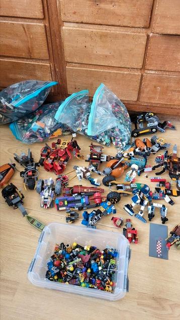 Heel veel Lego ninjago met 75+ minifiguren  beschikbaar voor biedingen