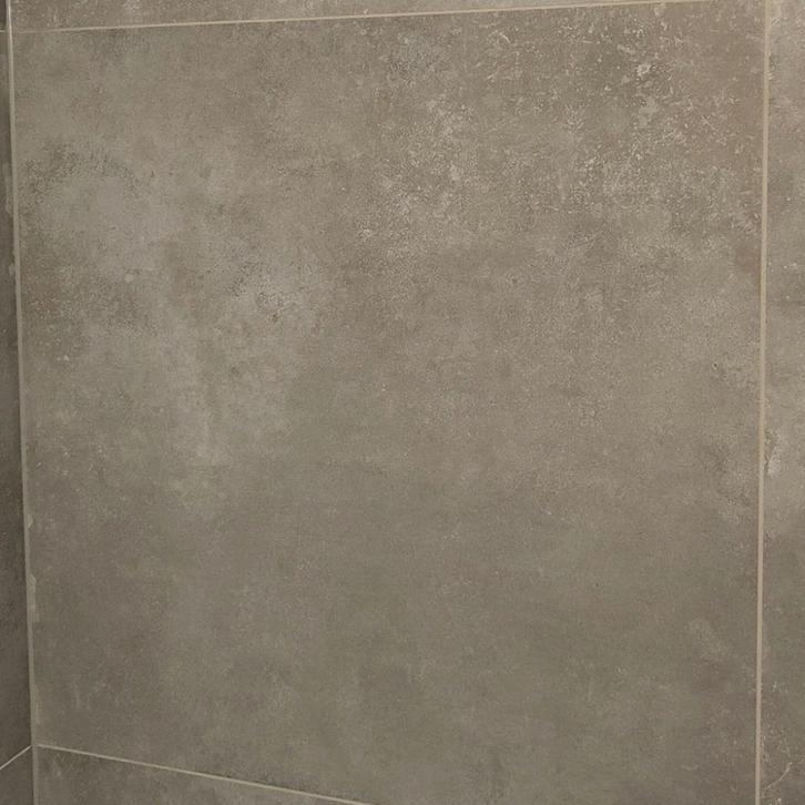 Grijze Betonlook Tegels badkamer of toilet, Doe-het-zelf en Verbouw, Tegels, Nieuw, Wandtegels, Keramiek, 60 cm of meer, 60 cm of meer