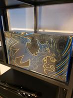 Charizard premium ultra collection box, Ophalen of Verzenden, Zo goed als nieuw